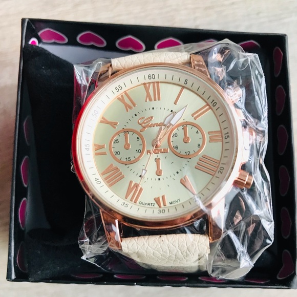 🎀New Geneva Beige Color Three Dials Stylish Women’s Quartz Watch